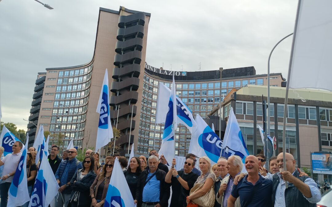 Sanità Privata, UGL: “Oltre duecentomila operatori AIOP-ARIS senza rinnovo del contratto.”